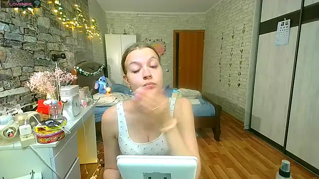 Snapshot of __Aphrodita__wow__ chatting on 06/26/26, 12:09 Aphrodita wow online show from 06/26/26, 12:09