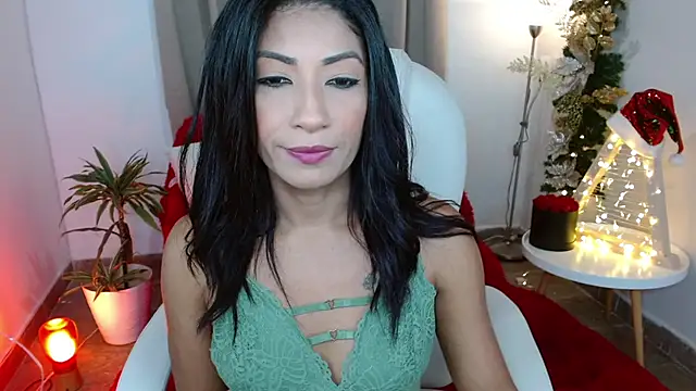 sofia perez    online show from 12/16/24, 10:56