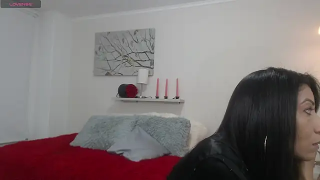 sofia perez    online show from 06/19/26, 08:23