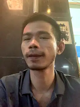 Snapshot of x0x-Philip-x0x chatting on 10/05/25, 02:26 x0x-Philip-x0x online show from 10/05/25, 02:26
