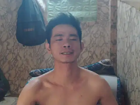 Snapshot of x0x-Philip-x0x chatting on 11/15/25, 10:26 x0x-Philip-x0x online show from 11/15/25, 10:26