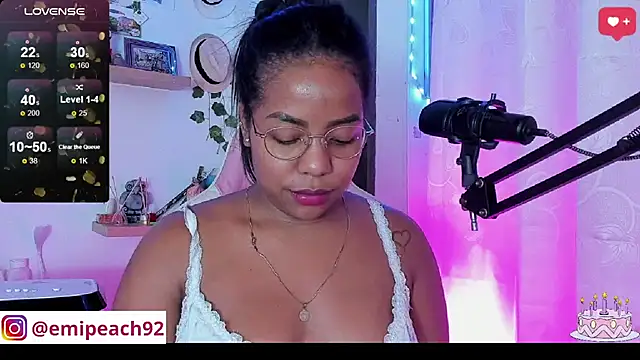 samanthaabloom online show from 03/21/25, 04:17