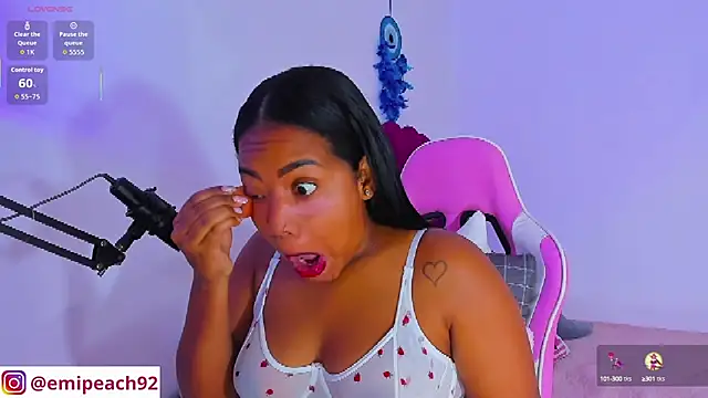 samanthaabloom online show from 10/18/25, 12:13