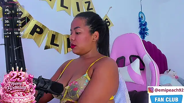 Snapshot of samanthaabloom chatting on 03/20/26, 03:00 samanthaabloom online show from 03/20/26, 03:00