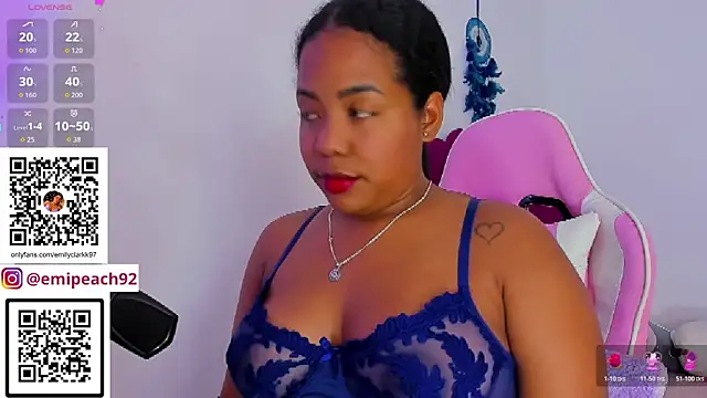 Snapshot of samanthaabloom chatting on 05/14/26, 03:02 samanthaabloom online show from 05/14/26, 03:02