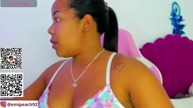 Snapshot of samanthaabloom chatting on 07/13/26, 11:51 samanthaabloom online show from 07/13/26, 11:51