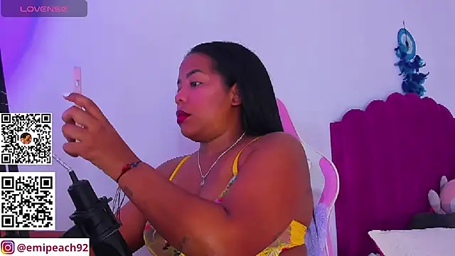 Snapshot of samanthaabloom chatting on 07/17/26, 02:29 samanthaabloom online show from 07/17/26, 02:29