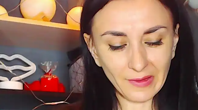 Snapshot of Siaconna chatting on 01/09/25, 07:21 Siaconna online show from 01/09/25, 07:21