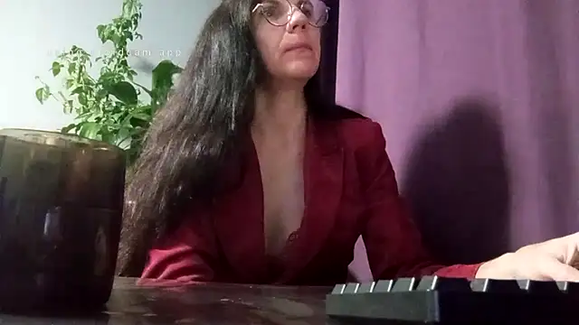 Snapshot of AlfejiRise chatting on 11/29/25, 01:36 AlfejiRise online show from 11/29/25, 01:36