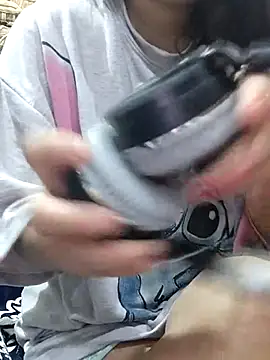 Snapshot of Doll_Nepali chatting on 02/19/25, 09:47 Doll Nepali online show from 02/19/25, 09:47