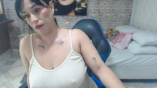 AlissonTyler4u online show from 04/30/26, 05:03