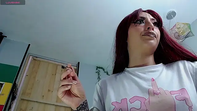 VickyJackson  online show from 02/12/25, 07:45