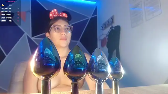 DaMikaela  online show from 10/09/25, 07:34