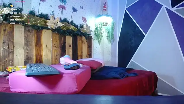 DaMikaela  online show from 12/03/25, 06:50