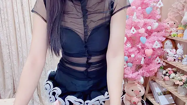 Snapshot of Rellababyy chatting on 12/19/25, 01:23 Rellababyy online show from 12/19/25, 01:23