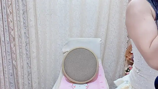 Snapshot of Rellababyy chatting on 02/16/26, 01:24 Rellababyy online show from 02/16/26, 01:24