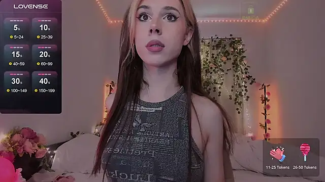 Snapshot of _eva__pleasure_ chatting on 09/30/25, 06:51 eva pleasure online show from 09/30/25, 06:51