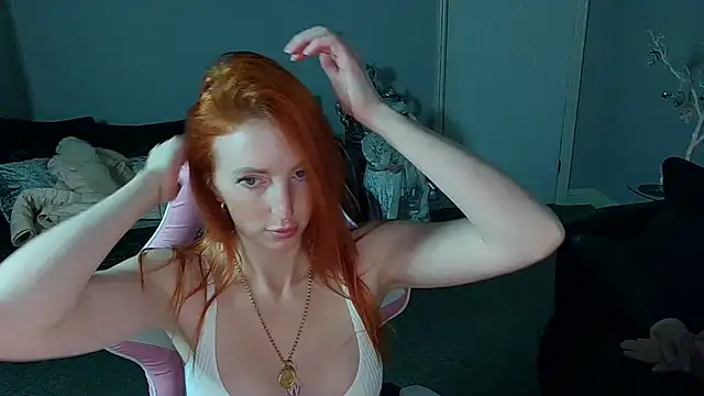 Red firesquirt online show from 12/09/24, 10:30