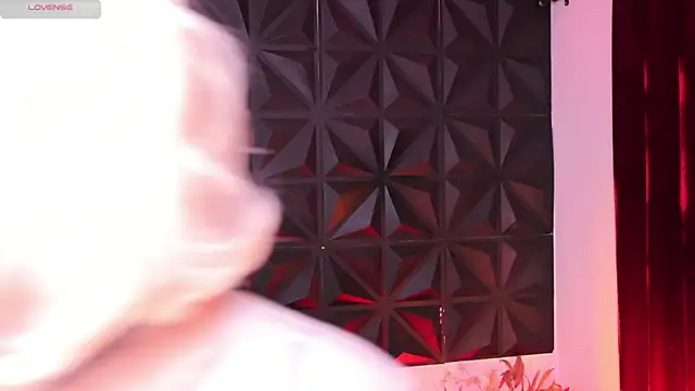 Misselektra   online show from 01/17/25, 03:55