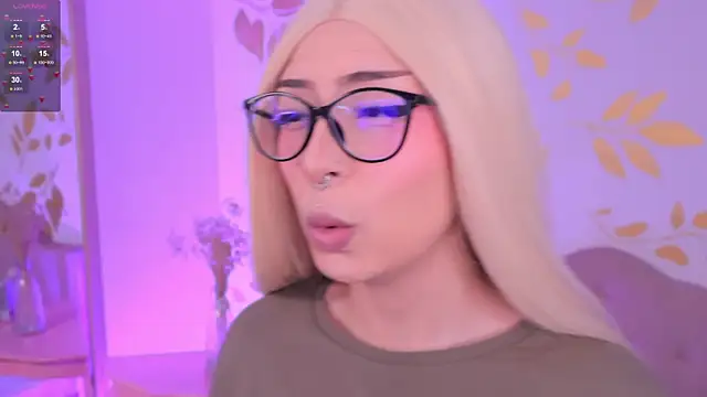 Misselektra   online show from 09/24/25, 04:38