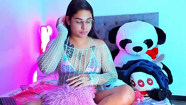 mabellfox online show from 11/23/25, 05:24