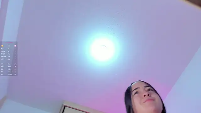 Snapshot of soyamandaa_ chatting on 12/18/24, 11:51 soyamandaa online show from 12/18/24, 11:51