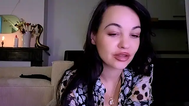 Snapshot of Lilie_romeo chatting on 12/13/24, 04:05 Lilie romeo online show from 12/13/24, 04:05