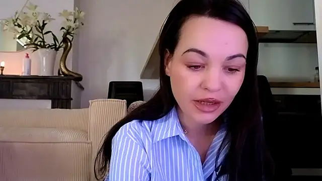 Snapshot of Lilie_romeo chatting on 12/18/24, 11:24 Lilie romeo online show from 12/18/24, 11:24