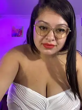 MiiaaJoness online show from 11/19/25, 02:28