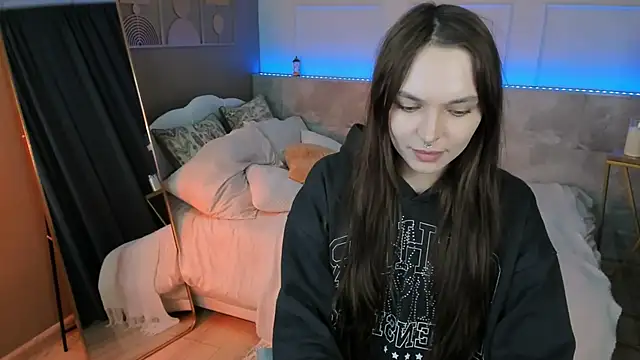 ChloeSunny online show from 05/29/26, 02:04