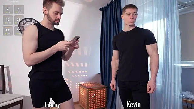 Snapshot of enjoy_me chatting on 12/22/25, 09:28 enjoy me online show from 12/22/25, 09:28