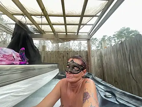 Snapshot of prainxxx22 chatting on 02/06/25, 06:35 prainxxx22 online show from 02/06/25, 06:35