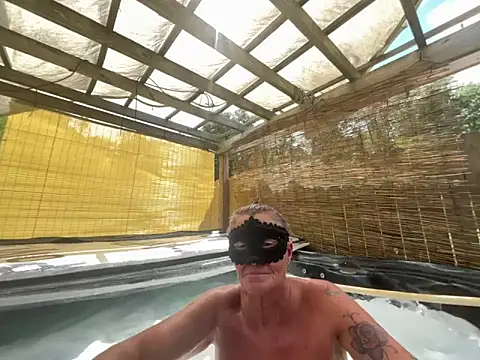 Snapshot of prainxxx22 chatting on 10/02/25, 06:26 prainxxx22 online show from 10/02/25, 06:26