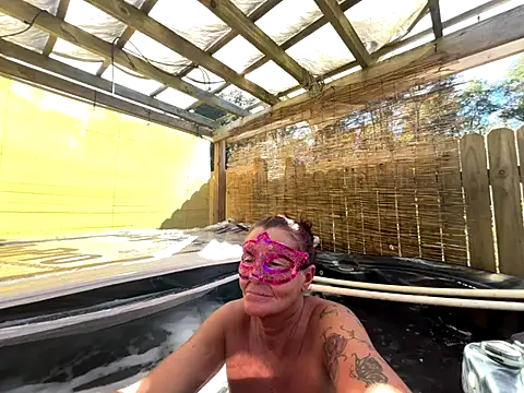 Snapshot of prainxxx22 chatting on 11/05/25, 07:14 prainxxx22 online show from 11/05/25, 07:14