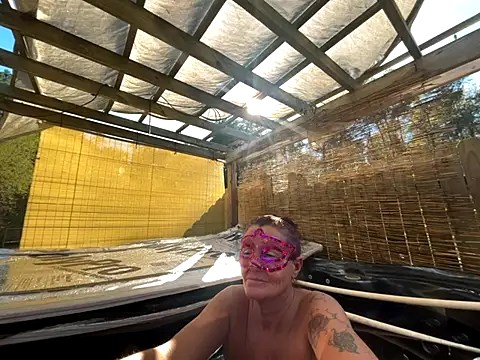 Snapshot of prainxxx22 chatting on 11/06/25, 07:15 prainxxx22 online show from 11/06/25, 07:15