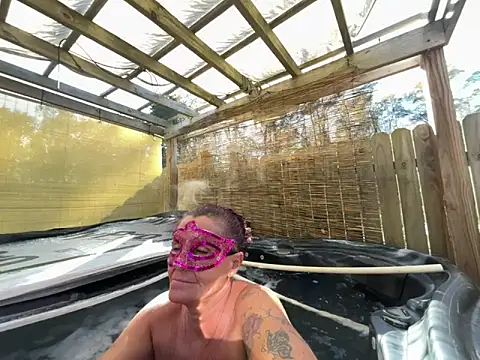 Snapshot of prainxxx22 chatting on 11/11/25, 07:25 prainxxx22 online show from 11/11/25, 07:25