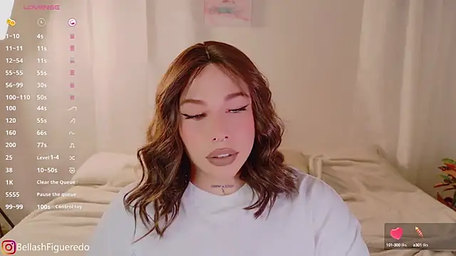 IsabellaFigueredo   online show from 02/17/25, 07:26