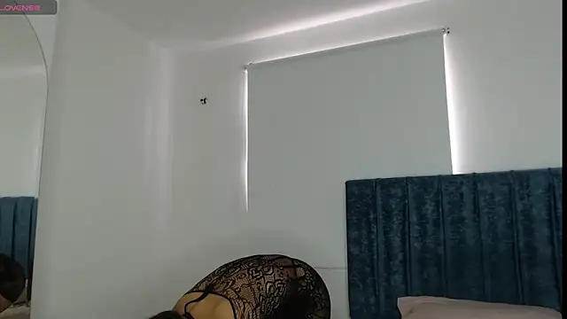 ayy falcon online show from 02/12/25, 07:24