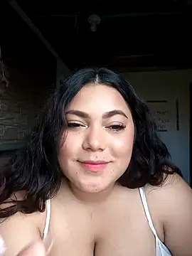 girl milk2 online show from 12/09/24, 09:16