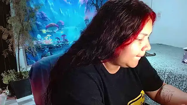 girl milk2 online show from 02/03/25, 12:25