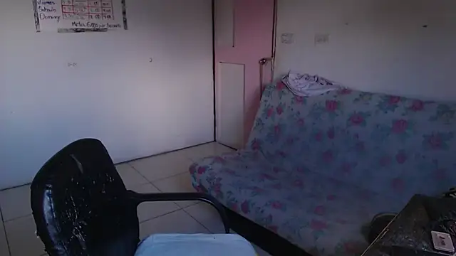 girl milk2 online show from 11/04/25, 03:00