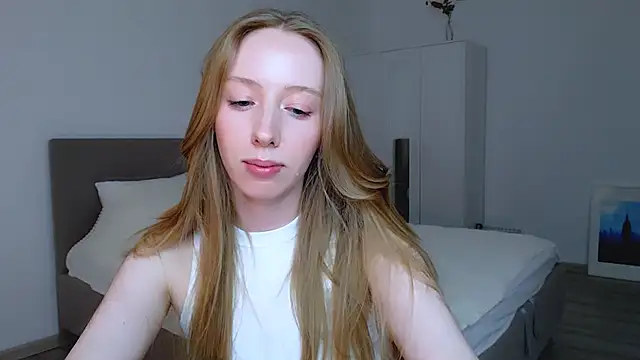 Luna insniity online show from 12/14/24, 02:01