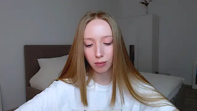 Luna insniity online show from 12/14/24, 09:02