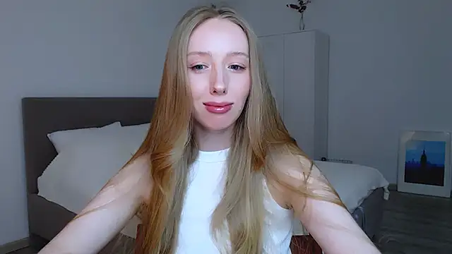 Luna insniity online show from 01/26/25, 09:07