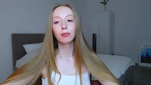 Luna insniity online show from 02/06/25, 11:37