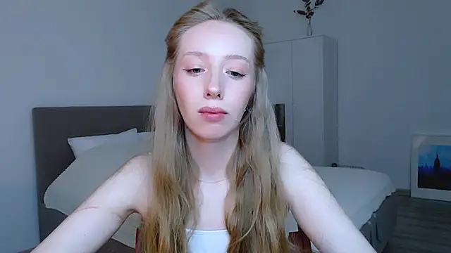 Luna insniity online show from 02/13/25, 07:52