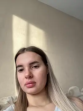 Donna Evans online show from 11/01/25, 03:08