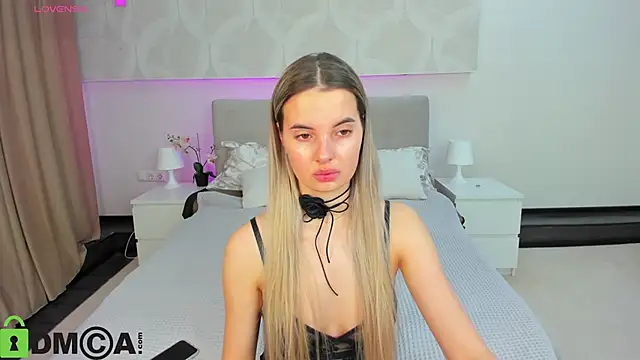 Snapshot of Donna_Evans chatting on 03/05/26, 12:06 Donna Evans online show from 03/05/26, 12:06