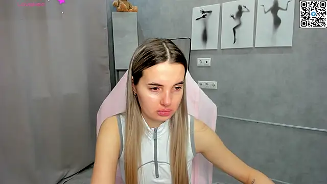 Snapshot of Donna_Evans chatting on 03/05/26, 11:56 Donna Evans online show from 03/05/26, 11:56