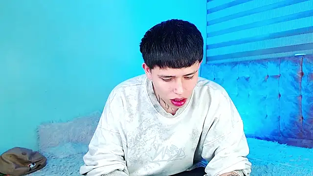  justinmoon2 online show from 06/28/26, 05:24